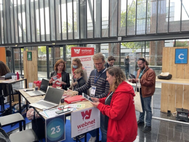 L'équipe de Webnet, présent au salon TalentFair avec du monde sur leur stand